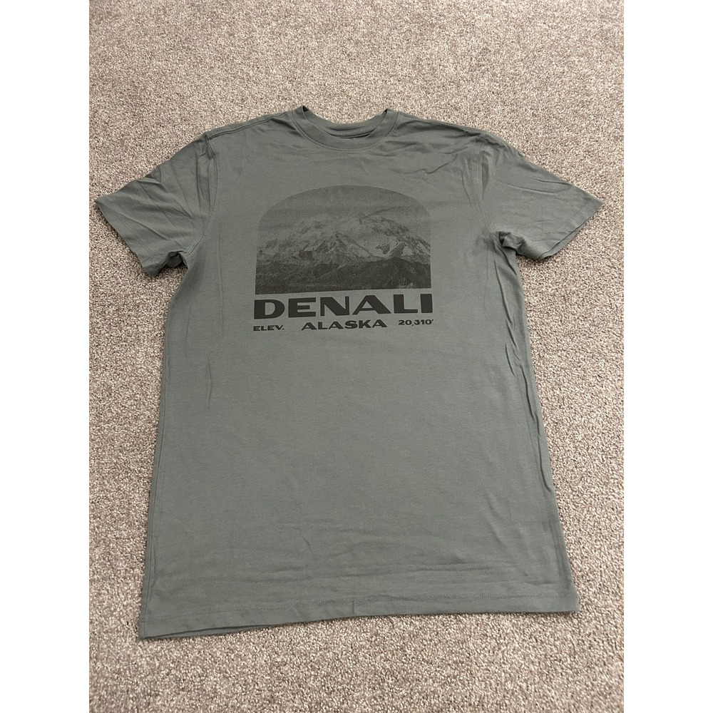Goodfellow & Co Graphic Tee Mens Small Olive Green Excellent Denali Alaska Shirt